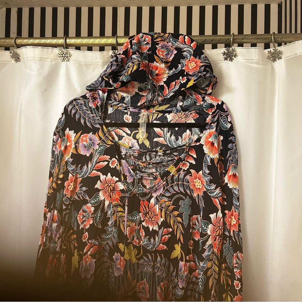 New Raisins Navy Floral Hooded‎ Bathing suit Cover-Up. Size XL - Picture 12 of 13
